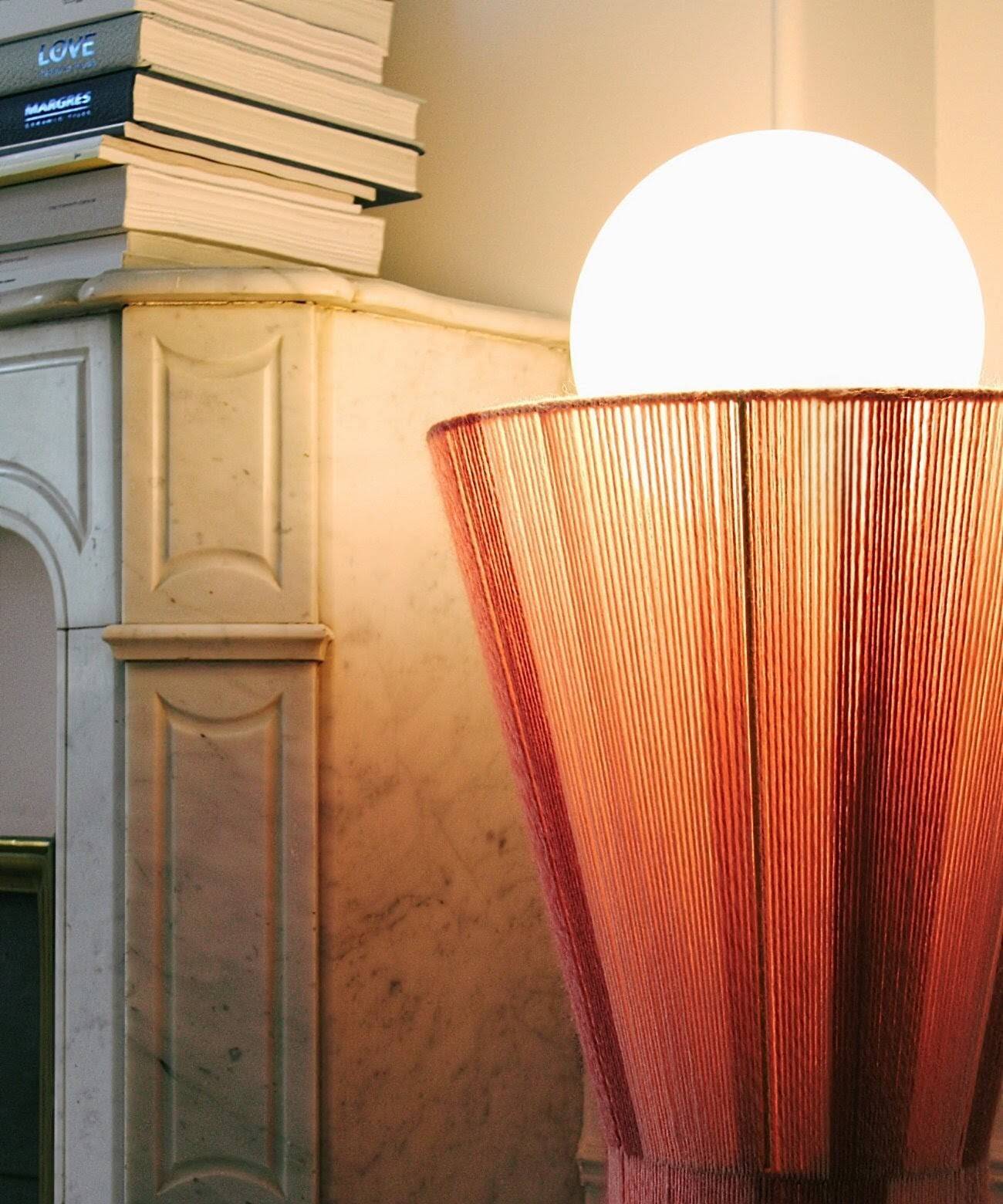 Lampadaire rose "La Créative"