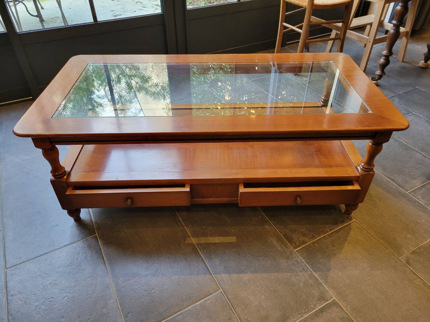 Coffee table with 2 drawers in solid cherry wood and glass.