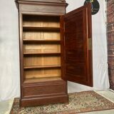 Cornice cabinet