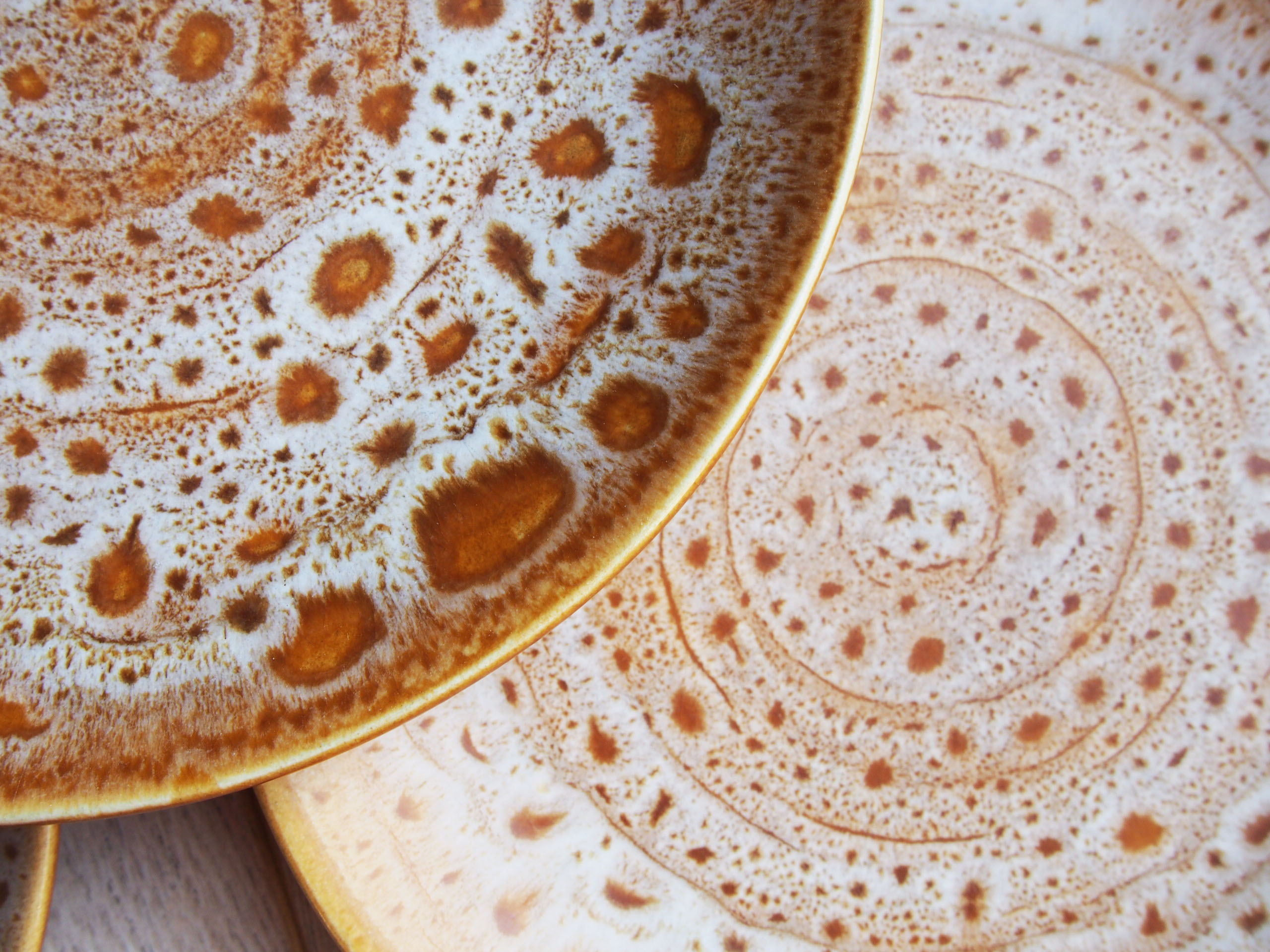 5 dinner plates Niderville sandstone