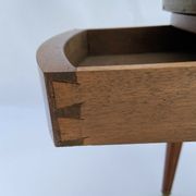 Table bouillote 1950 pied marbre avec galerie style louis xvi