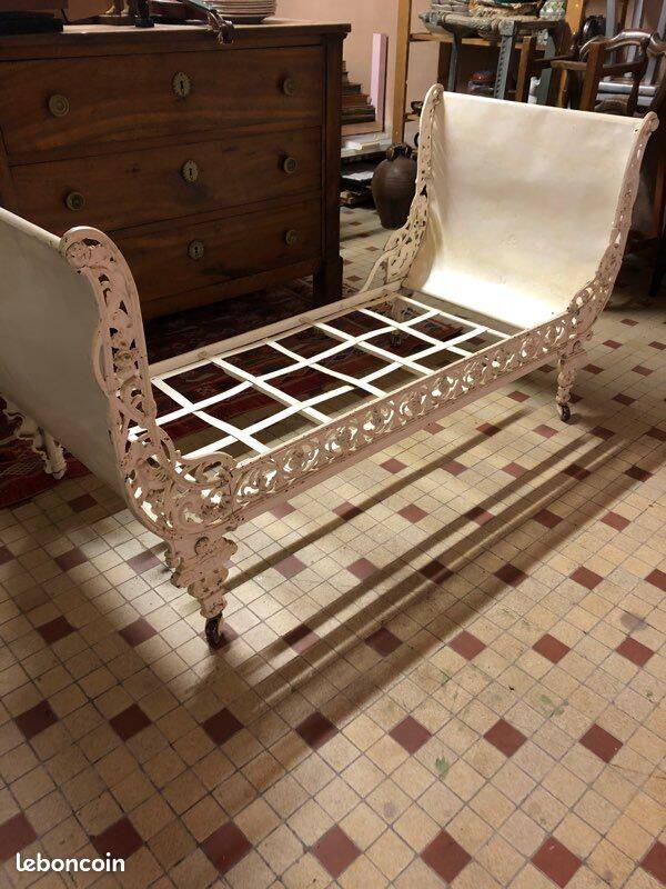 Napoleon 3 bed