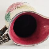 Pitcher dabbling around 1900