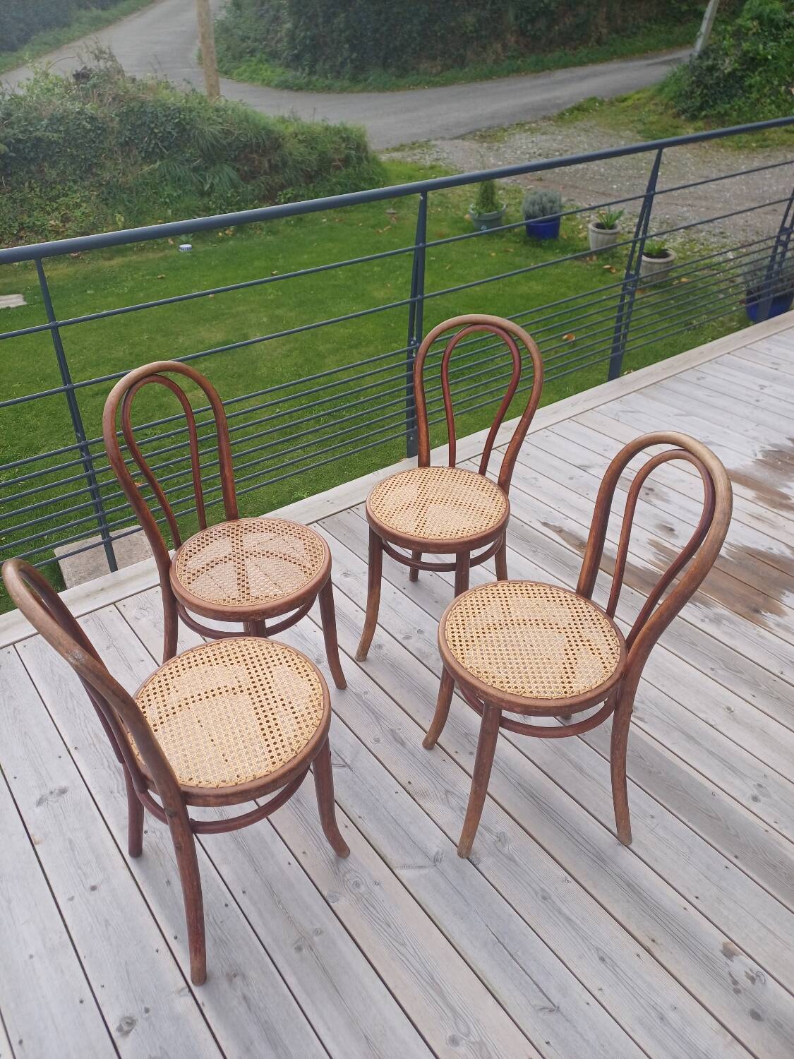 Thonet Chairs No. 14