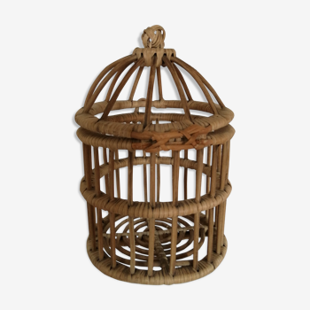Cage in rattan and wicker