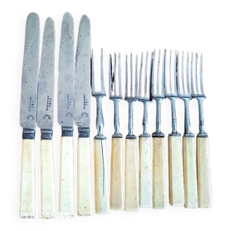 Thornhill London - 4 knives + 8 forks - Victorian period 19th century