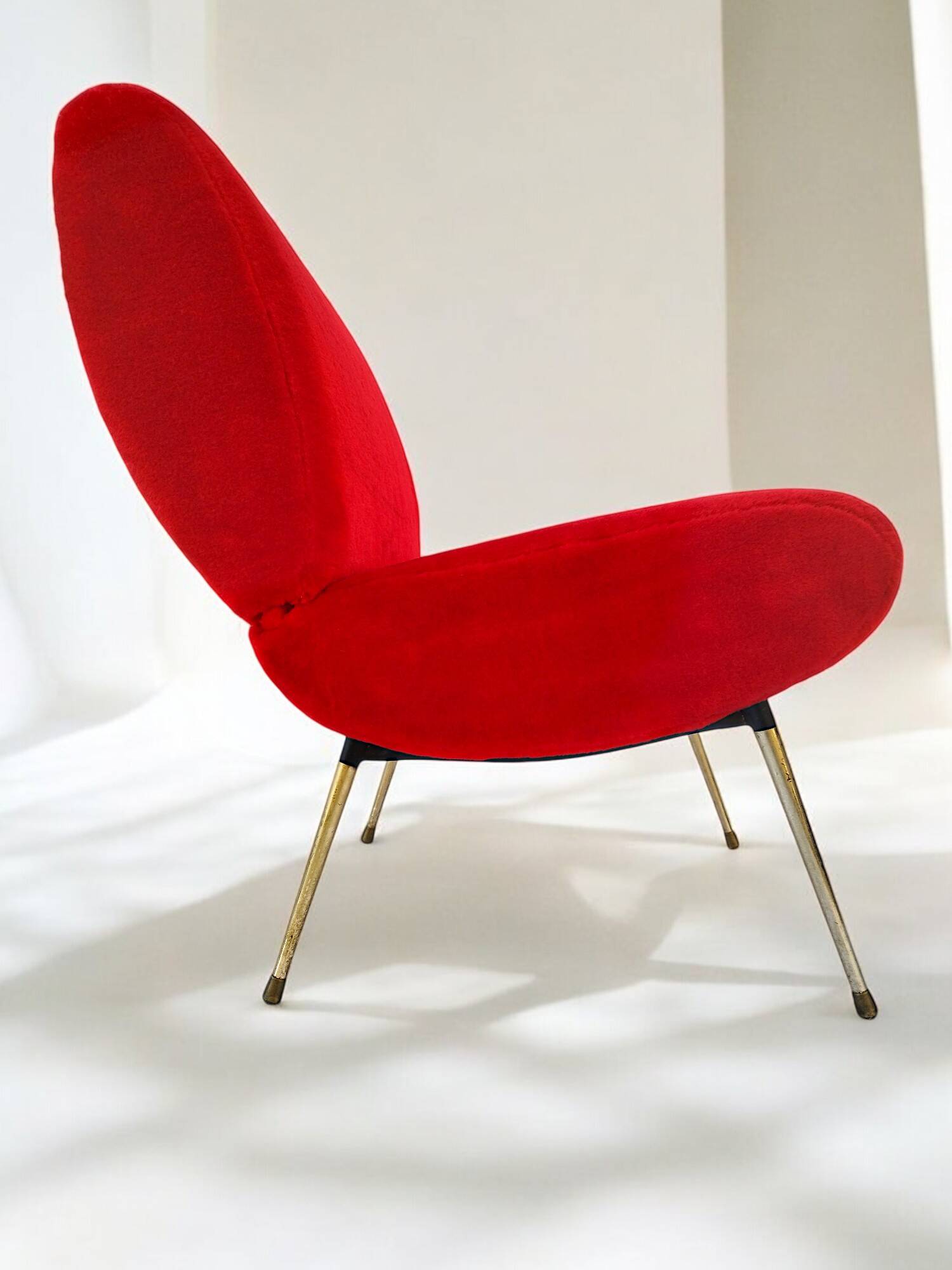 Vintage PELFRAN "Kiss" armchair