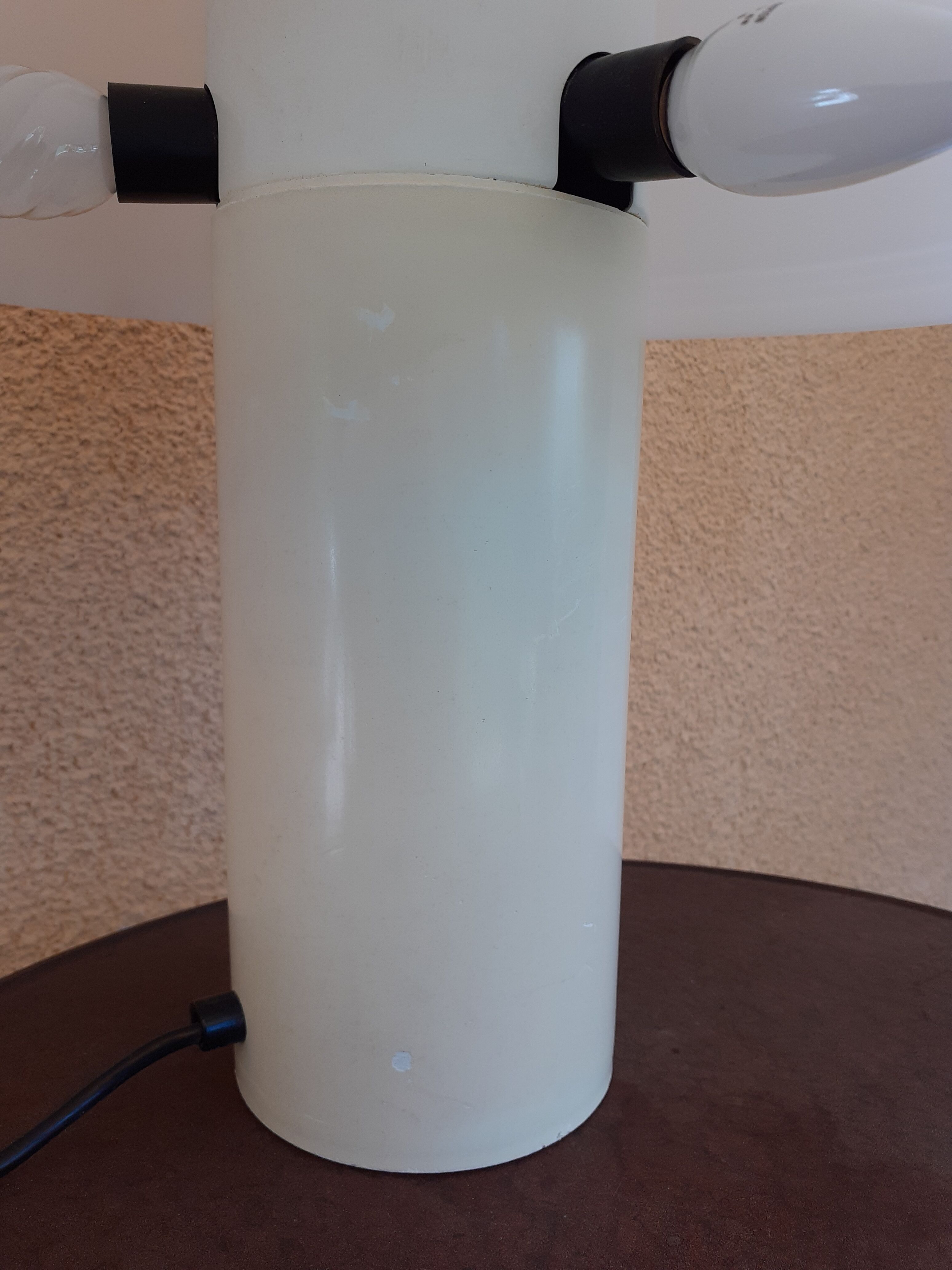 Harvey Guzzini table lamp