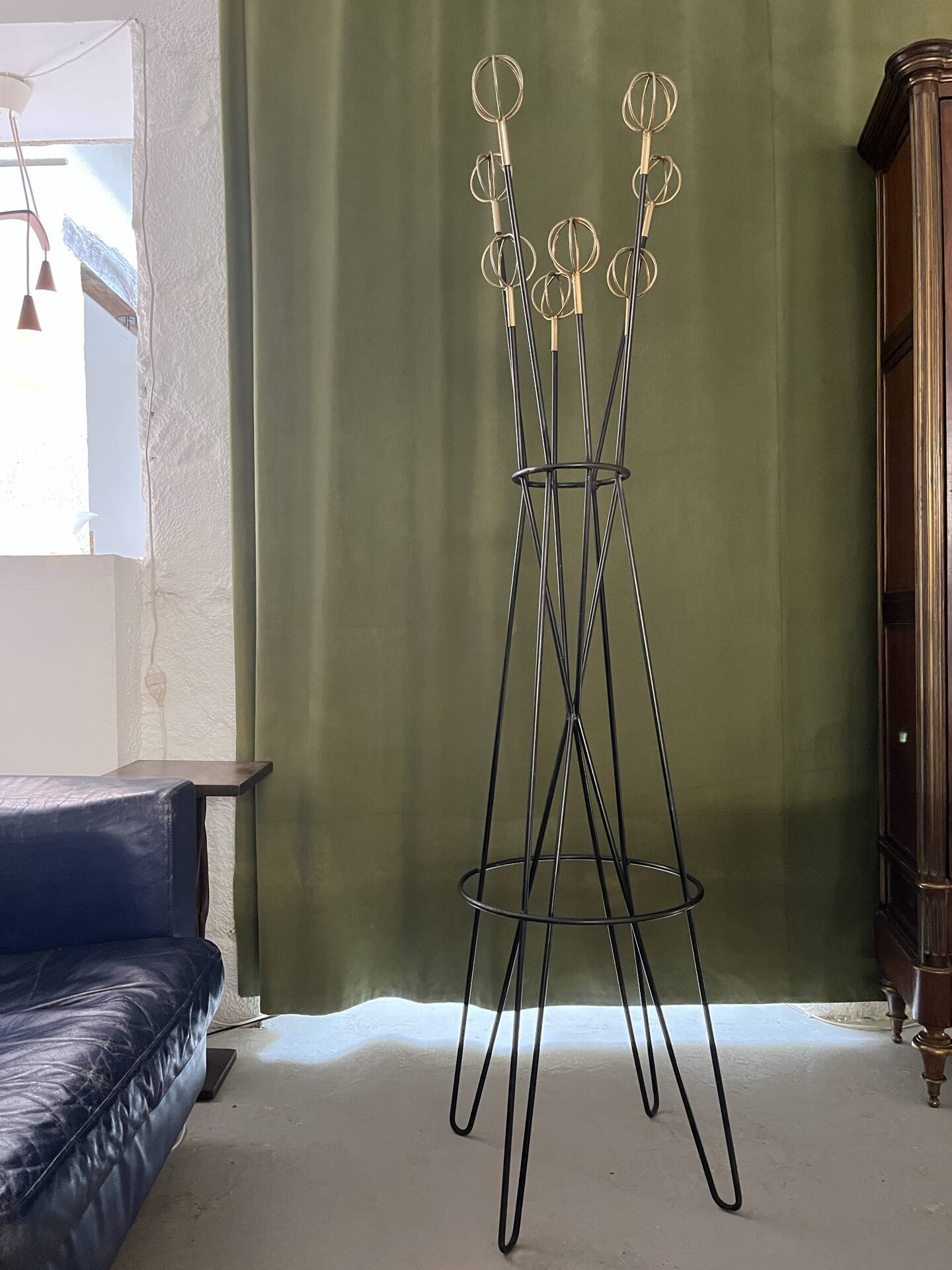 Astrolabe coat rack