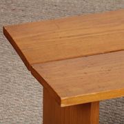 Vintage pine bench, 20th-century work.