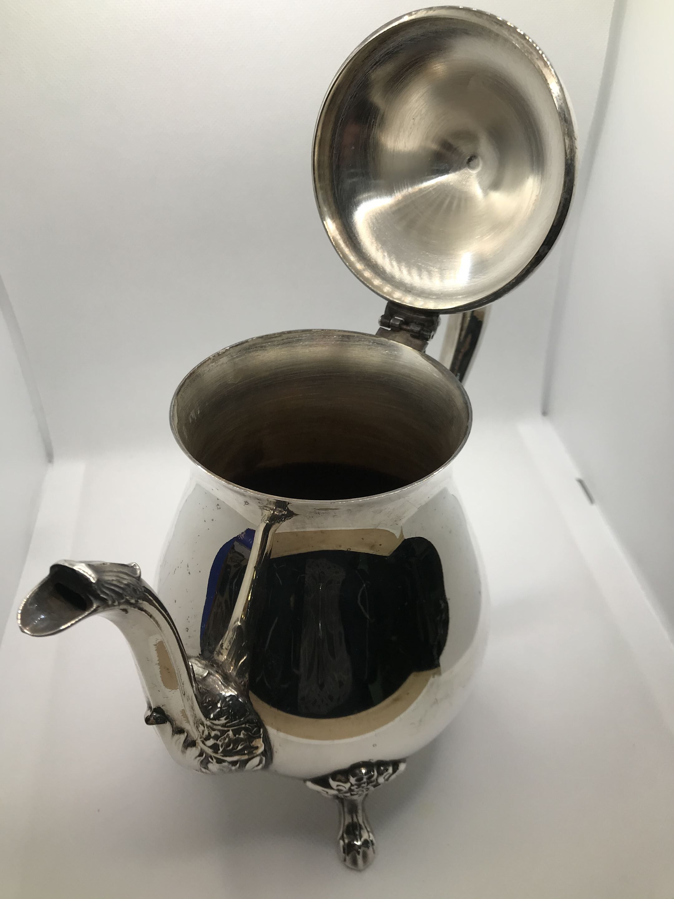 English silver metal pourer