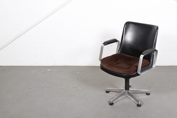 Fröscher Ib Kofod-Larsen leather office chair