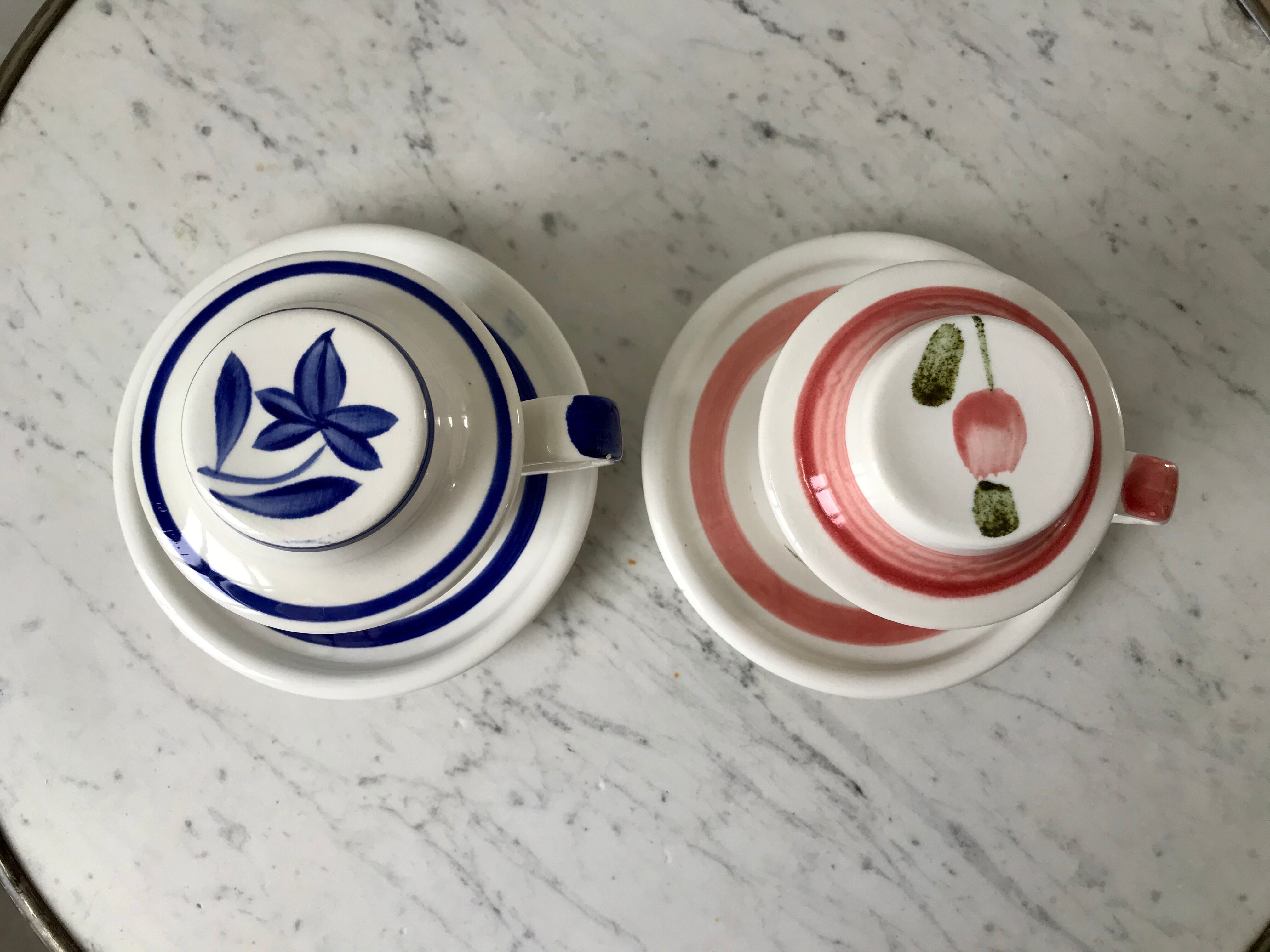 Duo of tea cups / herbal teas Sarreguemines colorful 50s