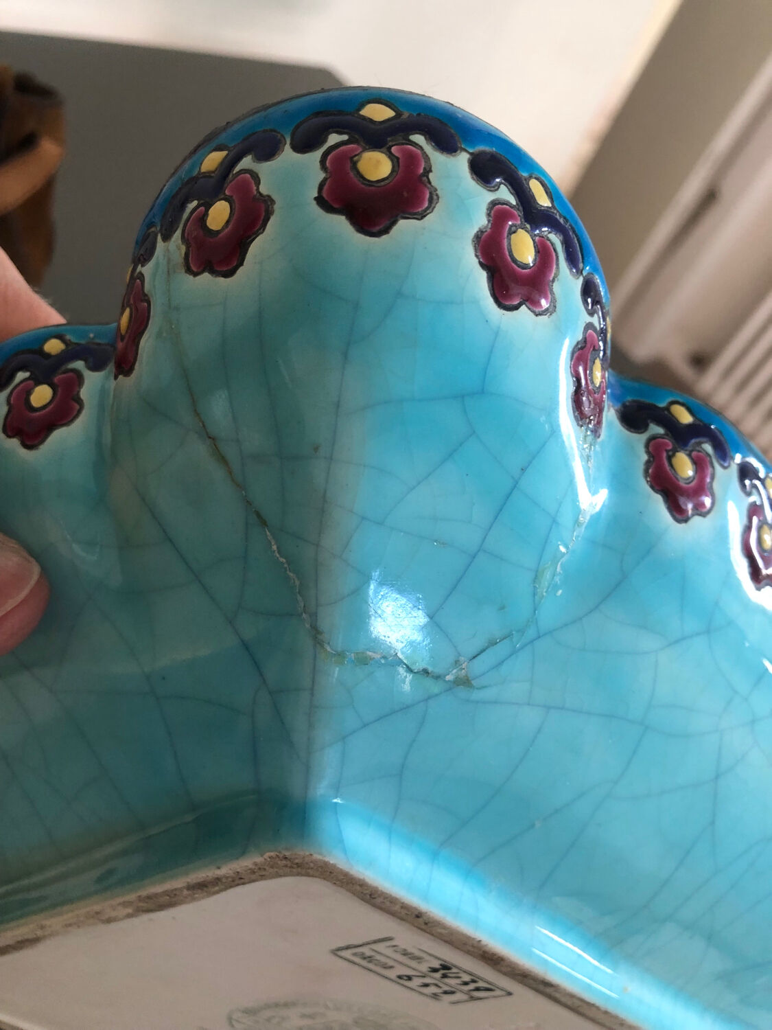 Flat square cut in Longwy enamels