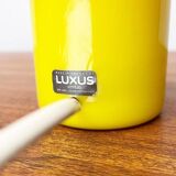 Mid-century yellow glass table lamp model 120 by Uno & Östen Kristiansson for Luxus, Vittsjö, Sweden, 1950s.