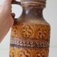 Vase West Germany à anse et fleurs marrons vintage