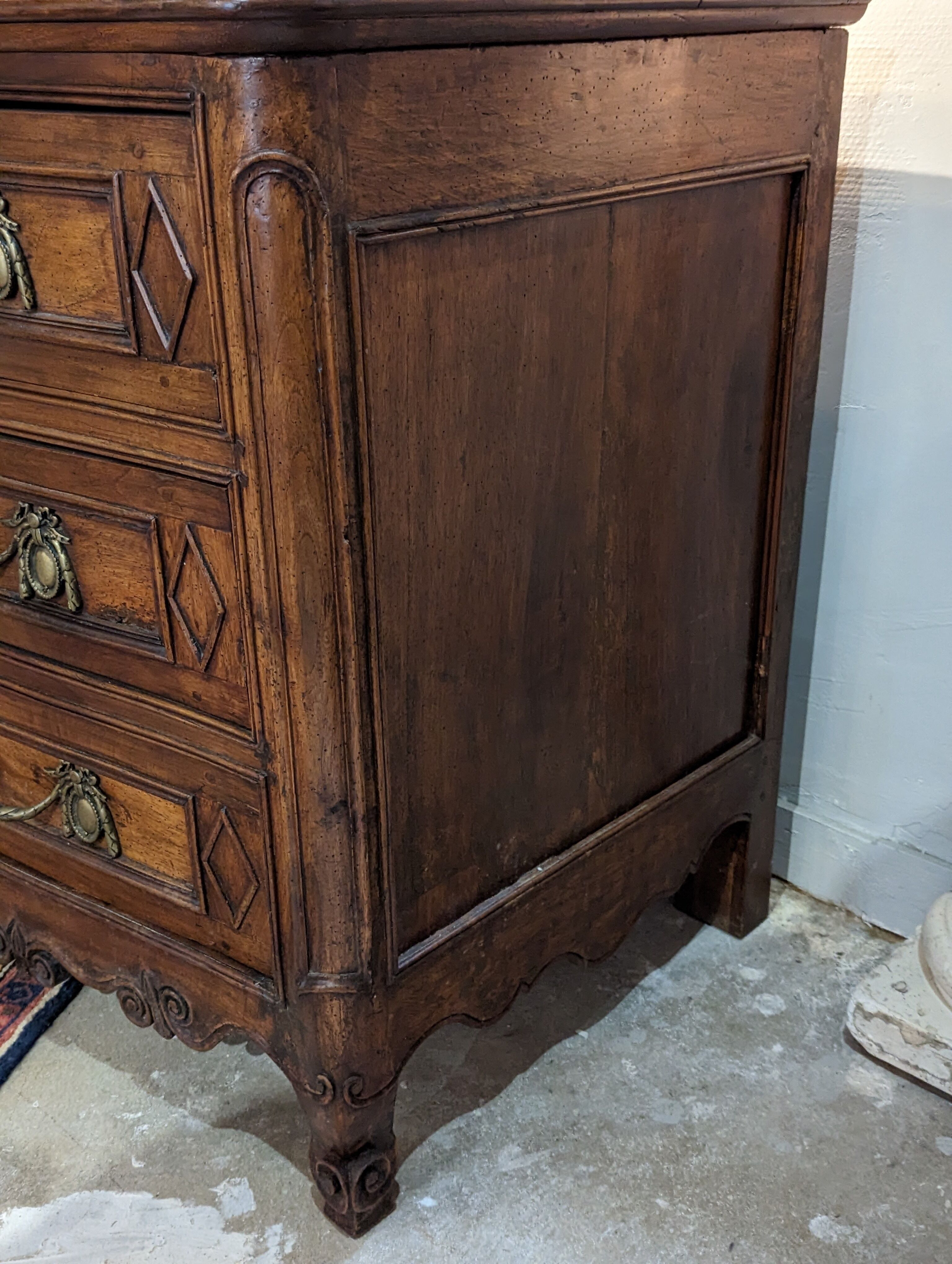Louis XV period chest of drawers