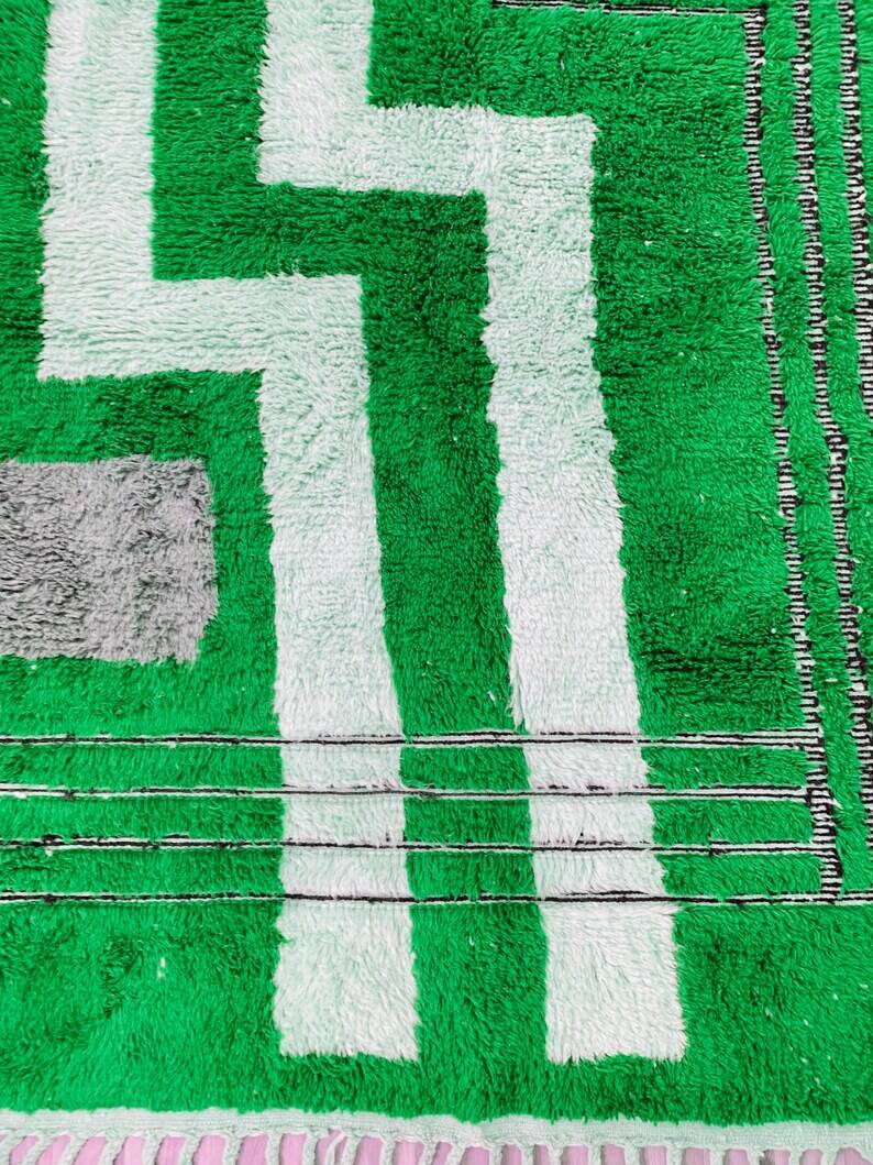 Handmade Moroccan rug 250cm x 150cm