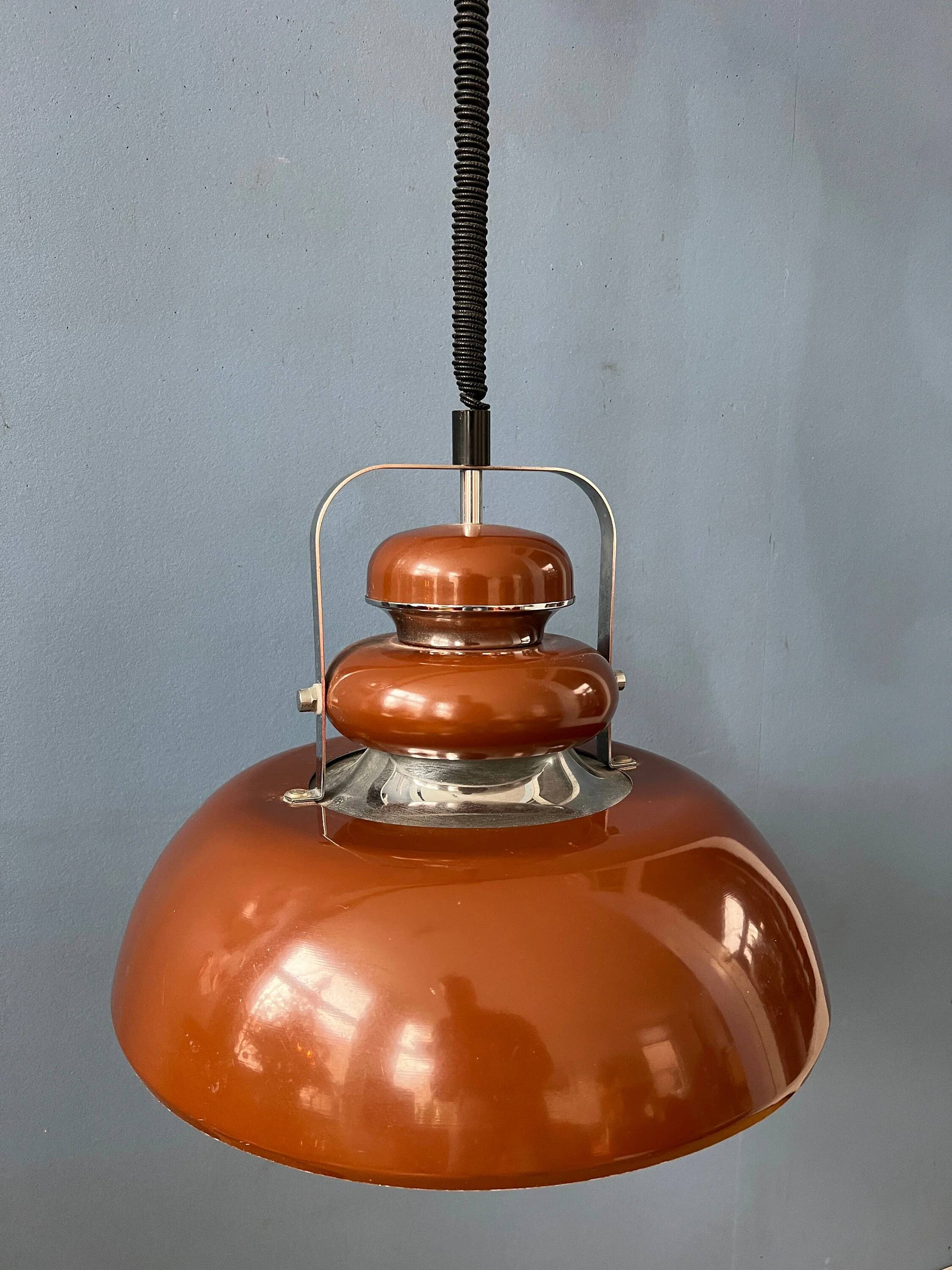 Suspension marron Space Age Mid-Century Anvia