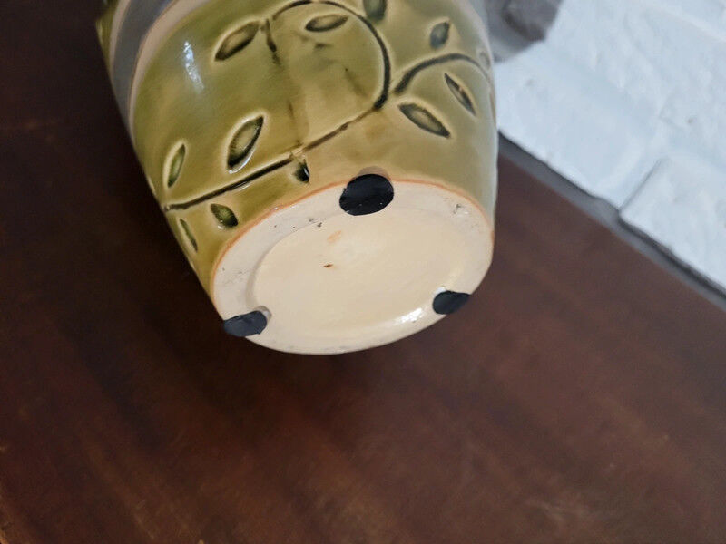Ceramic bottle shaped vase