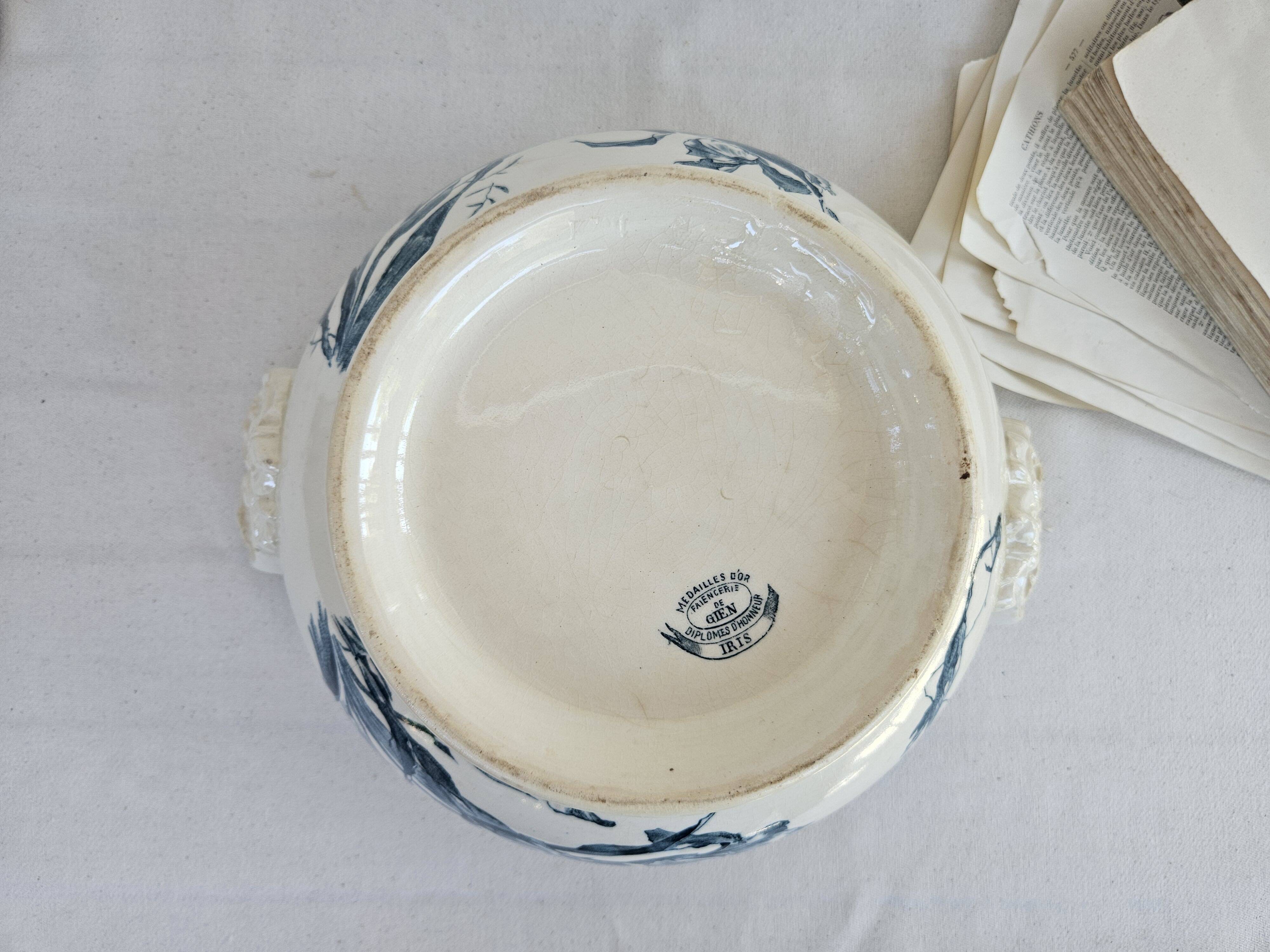 Soupière ancienne gien modèle iris
