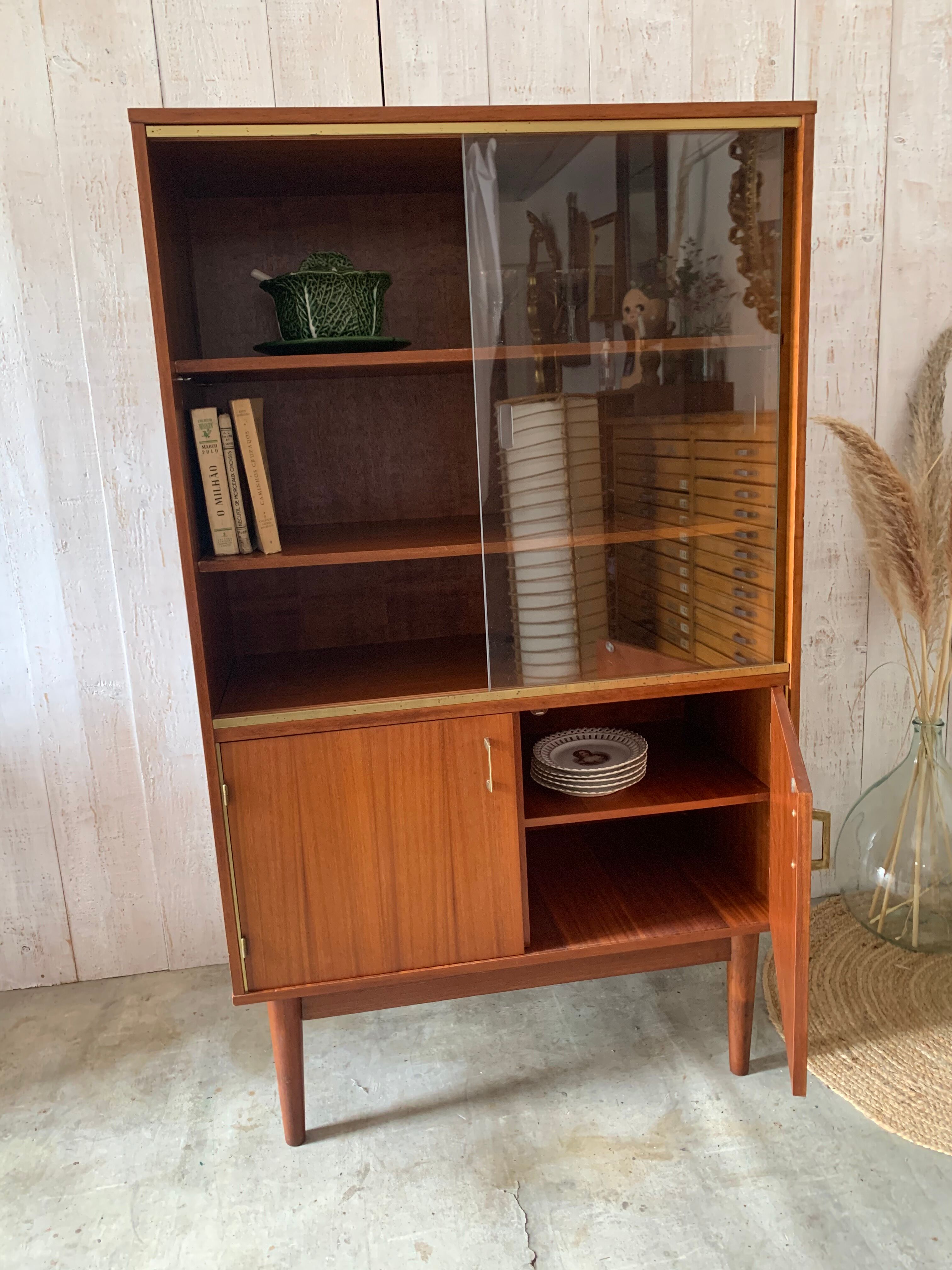 Vitrine vintage