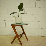 Fifth side or end table