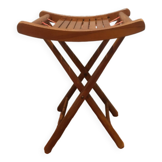 Slatted folding stool