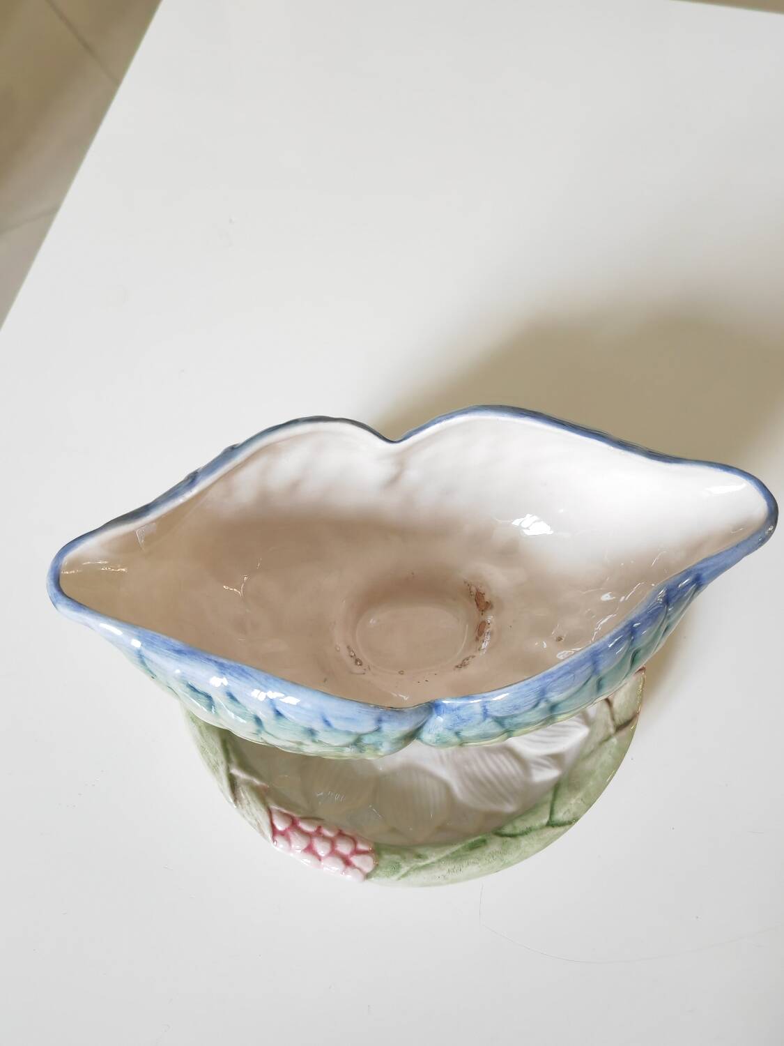 Italian slip gravy boat