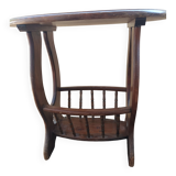 Magazine table