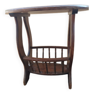 Magazine table