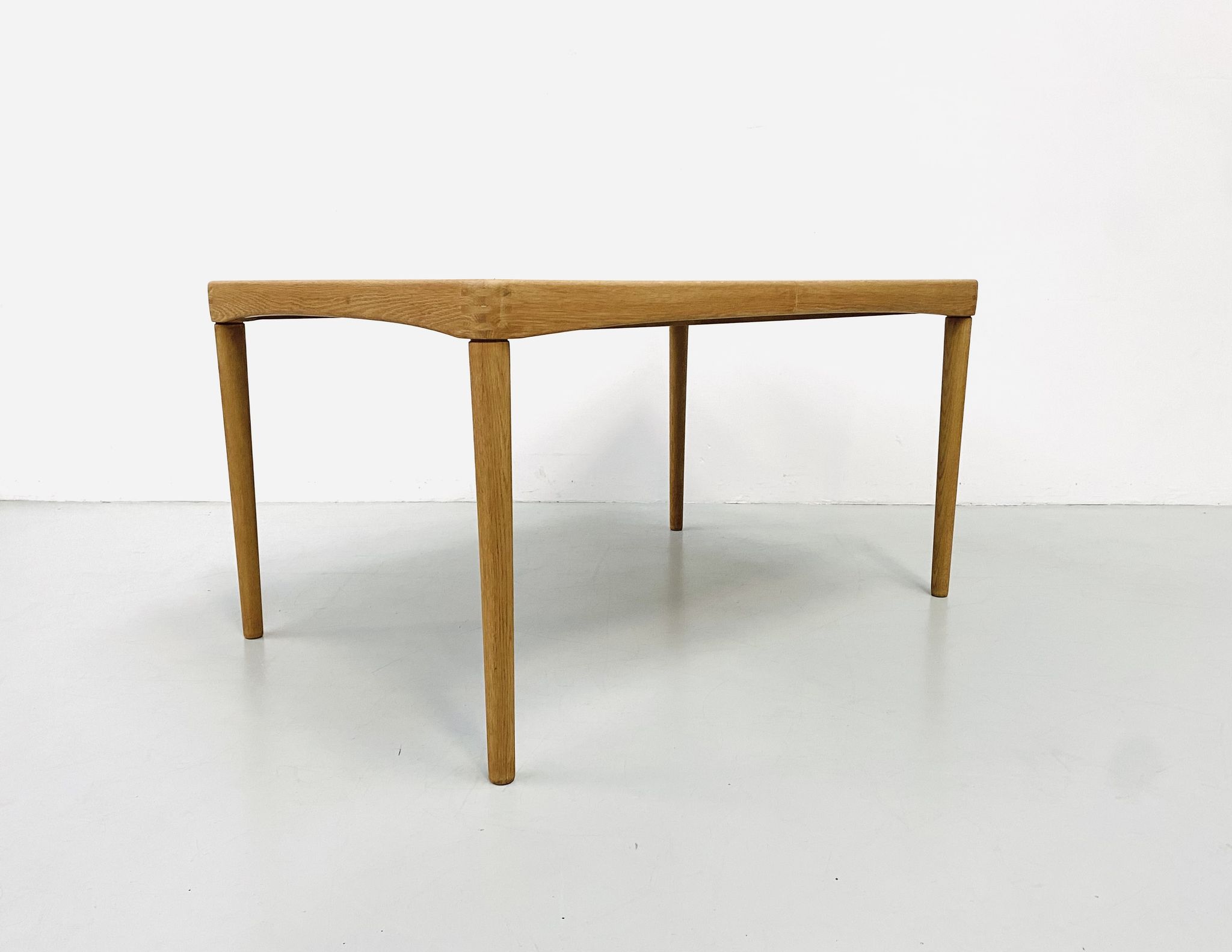 Vintage Danish Extendable Oak Dining Table by H.W. Klein for Bramin, 1960s.