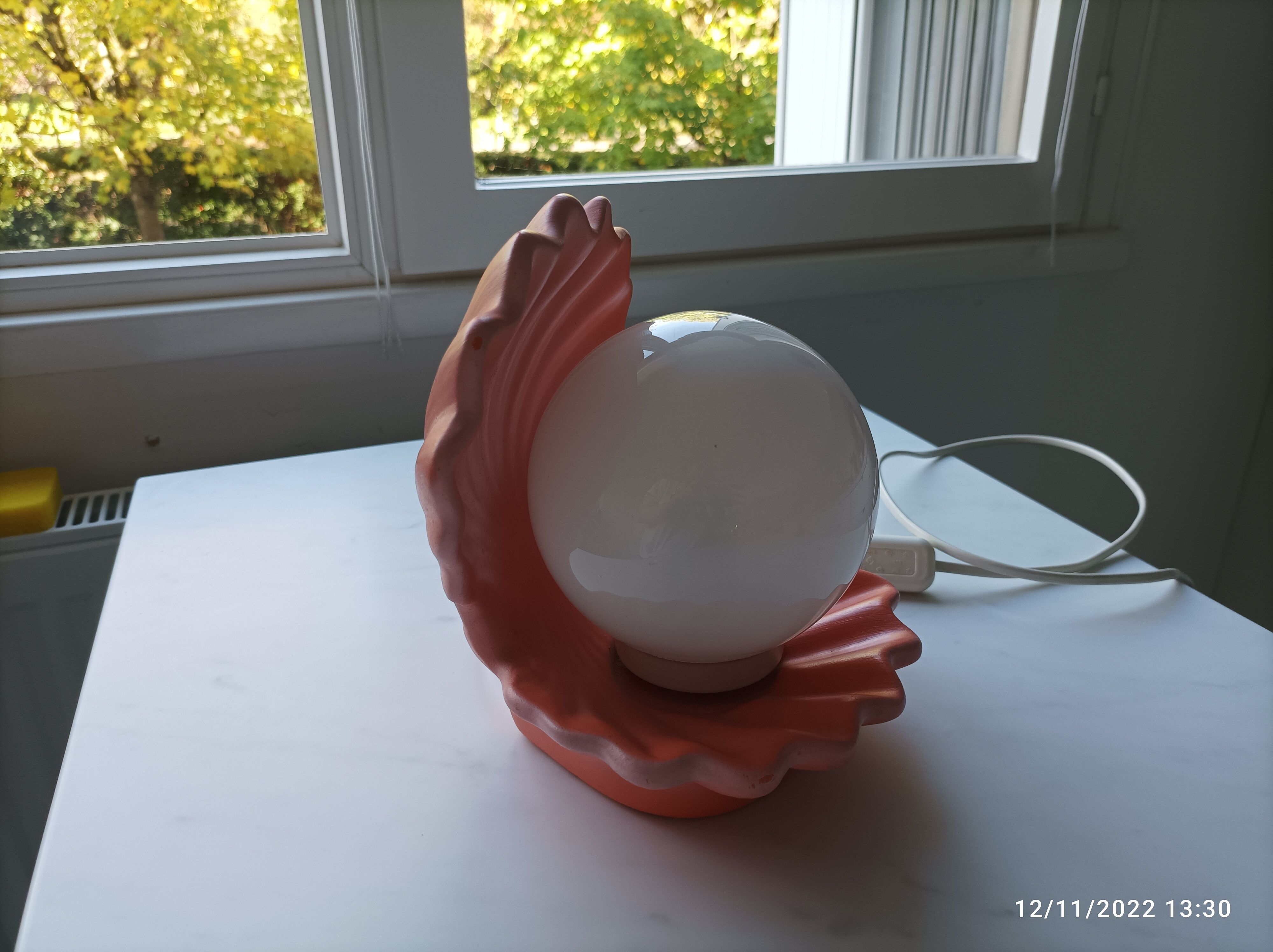 Vintage shell lamp