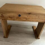 Bureau ancien pour enfant
