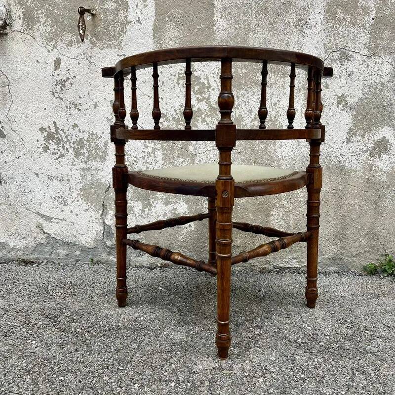 Antique corner chair