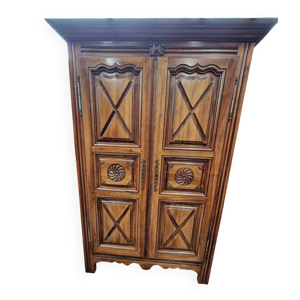 Armoire en noyer