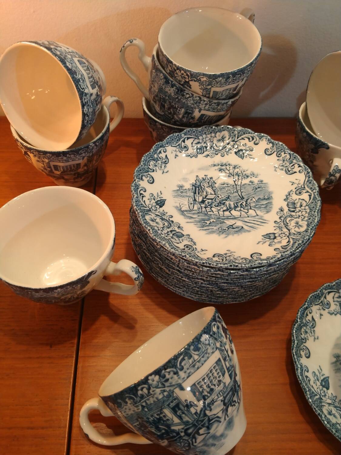 Johnson Bros England tea service café