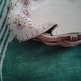 Ceramic dish in the shape of a basket