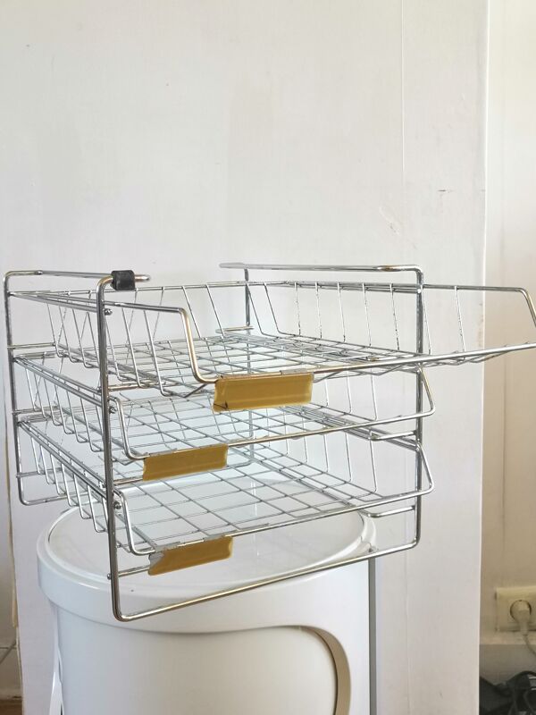 Range courrier Grieshaber en fil d'acier design années 60 - 70