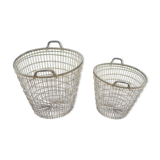 Lot of 2 metal baskets