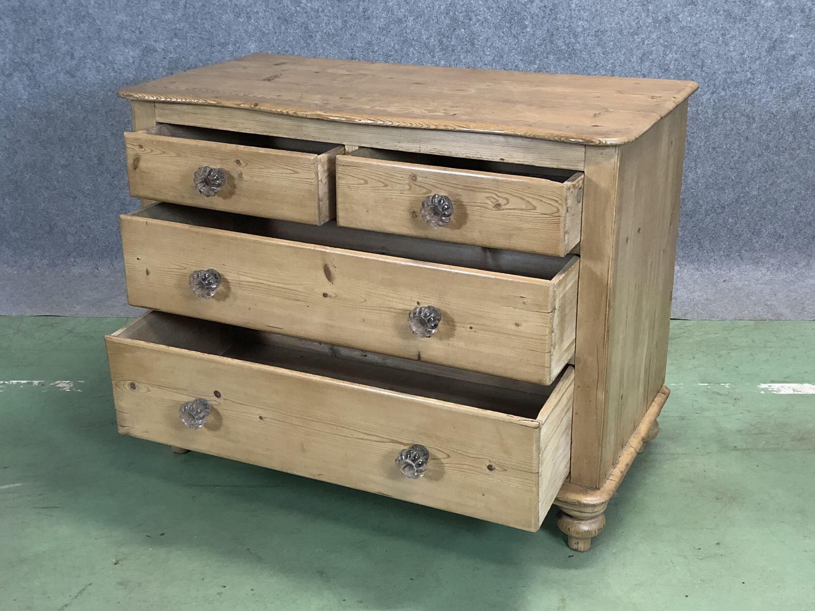 XIX dresser with glass buttons