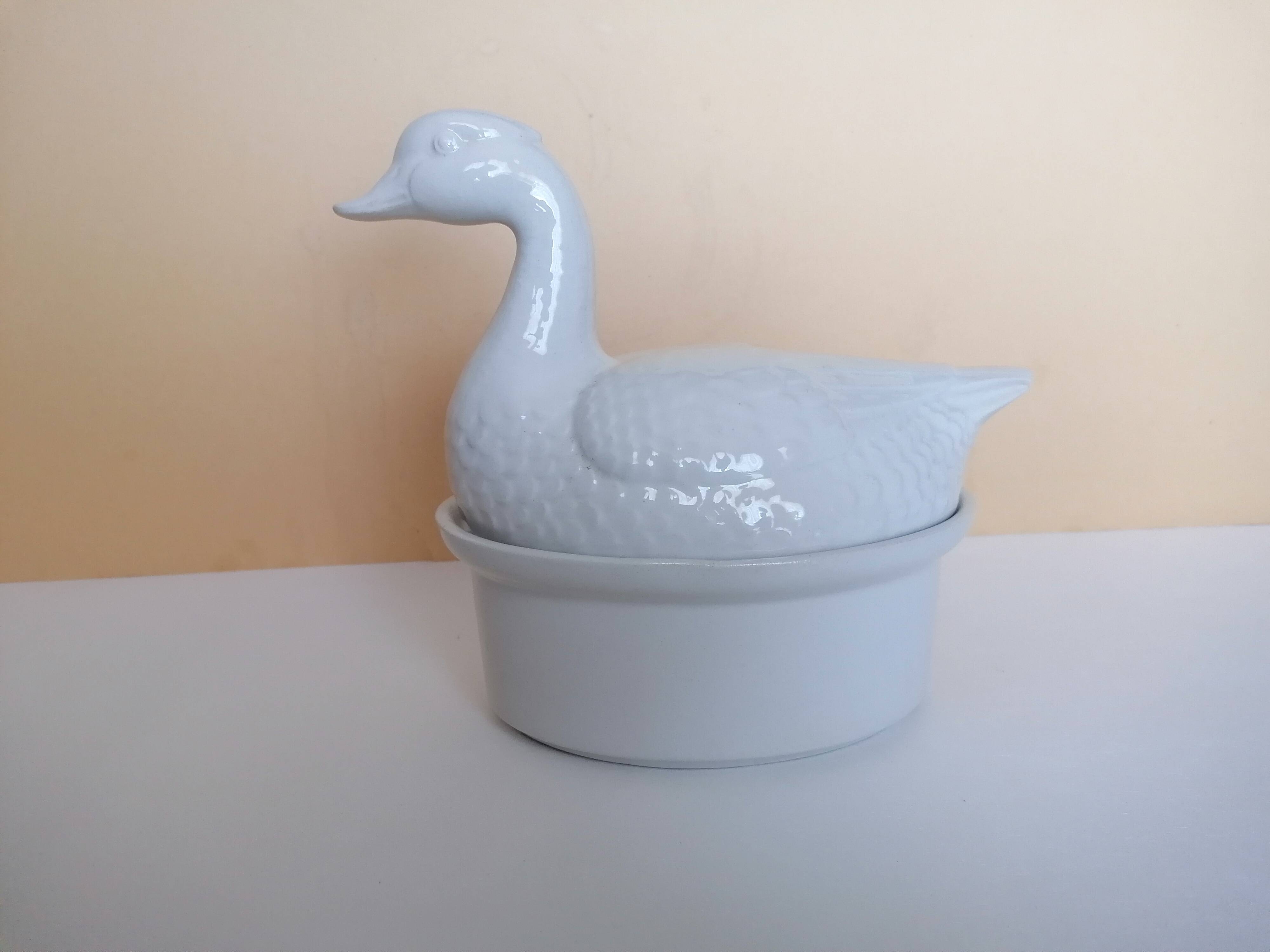 Zoomorphic duck terrine