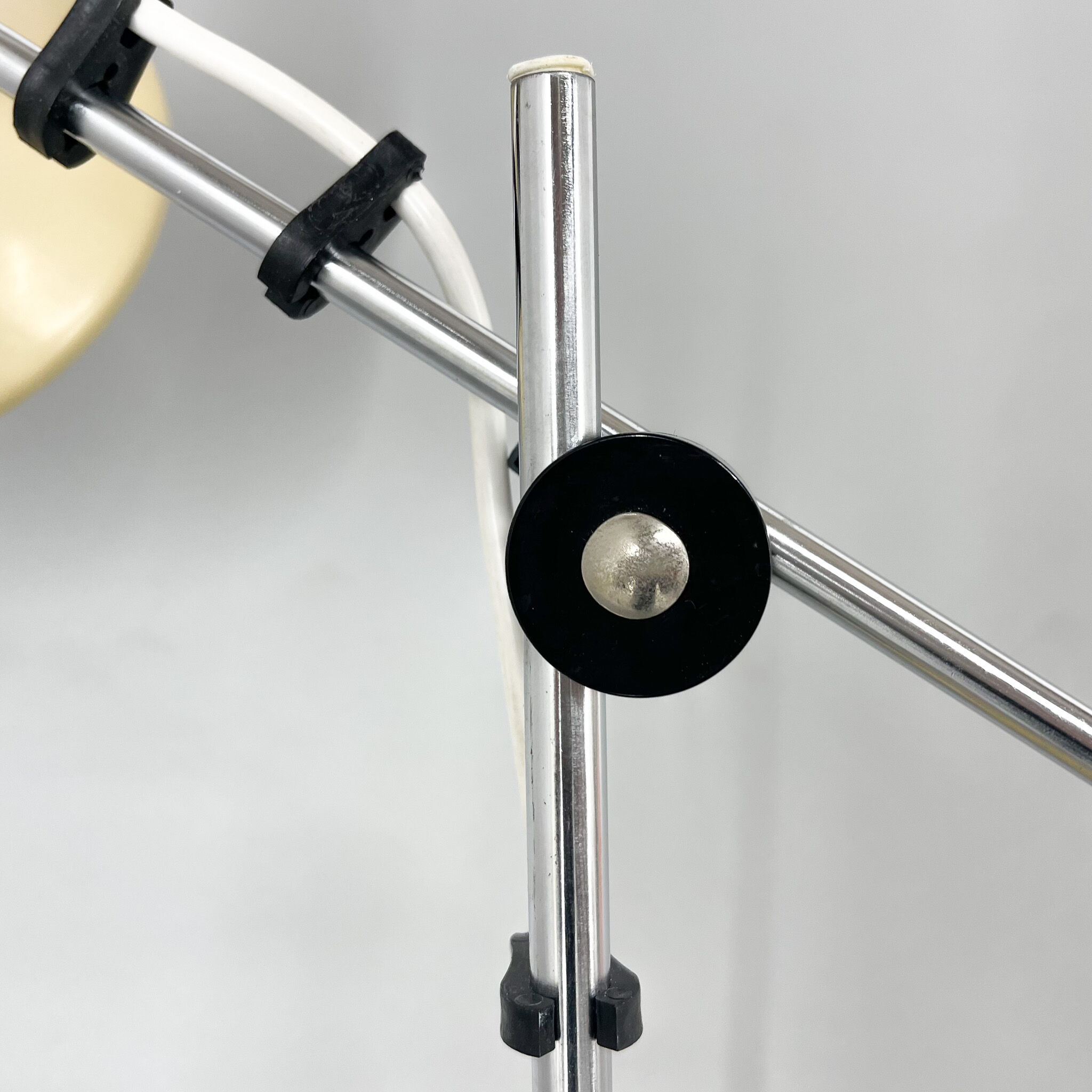 1970's Adjustable Metal Table Lamp in Creamy Colour, Hungary