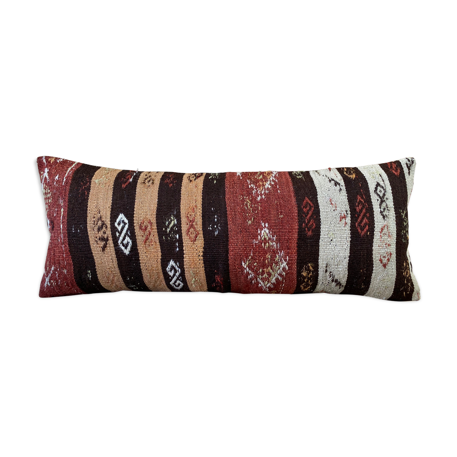 red lumbar pillows