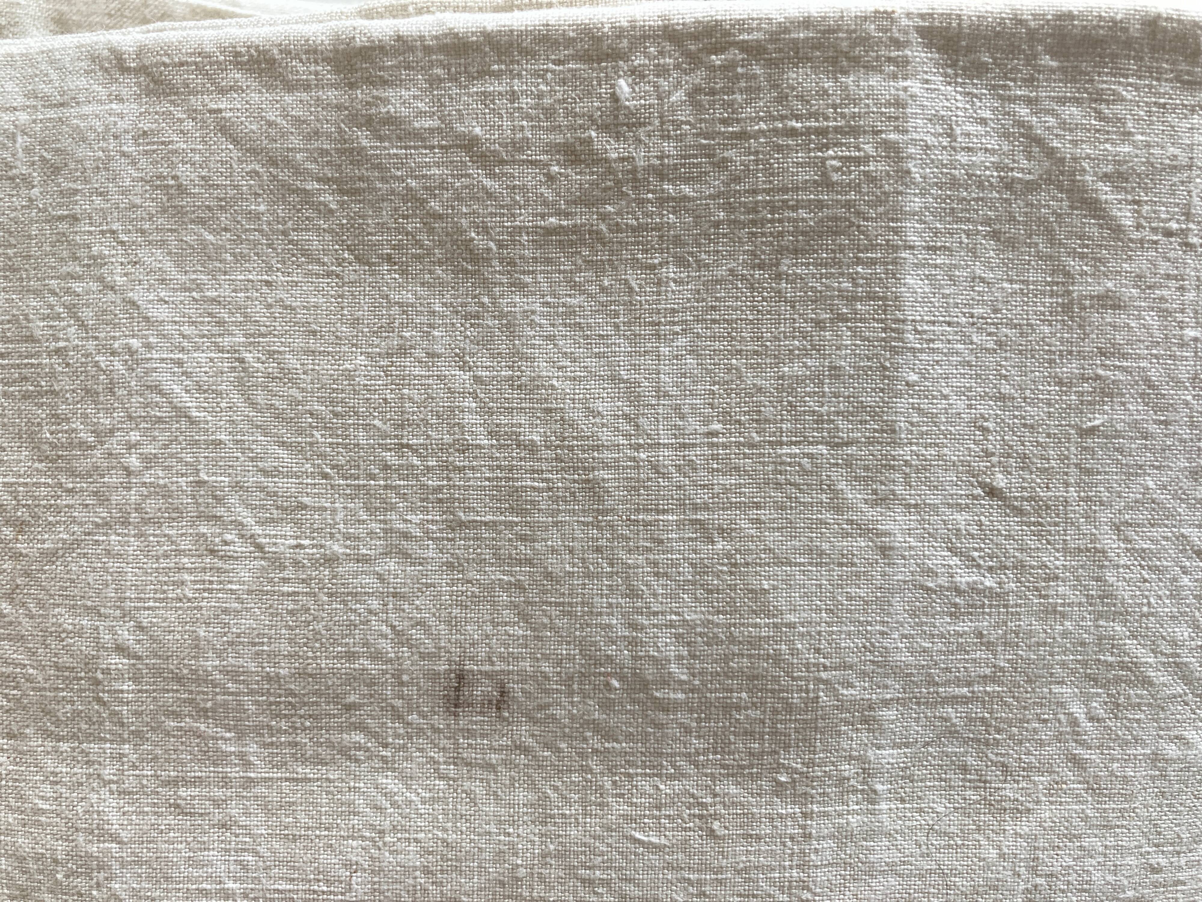 Reserve sheet in un embroidered raw linen yarn