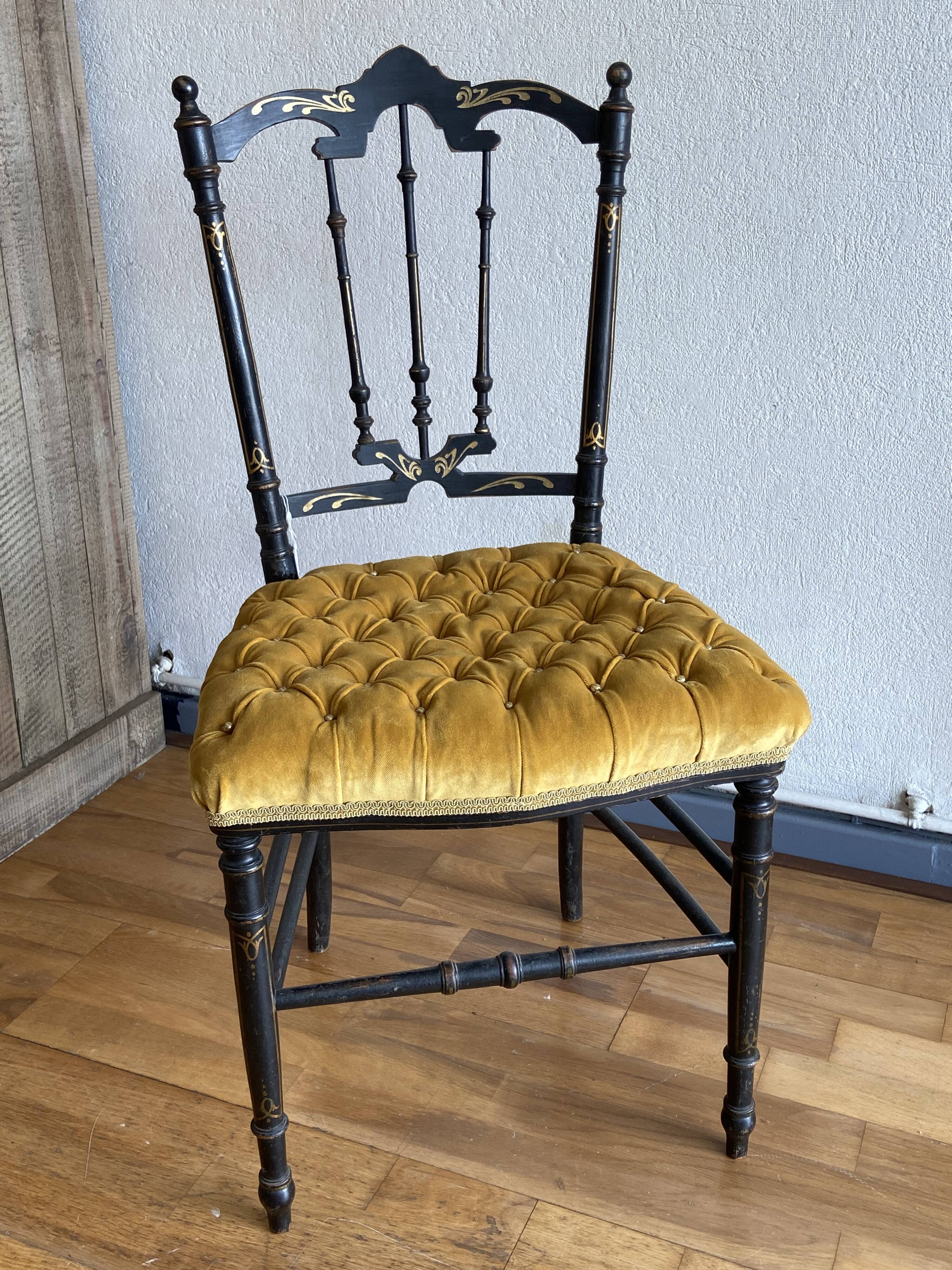 Napoleon III chair