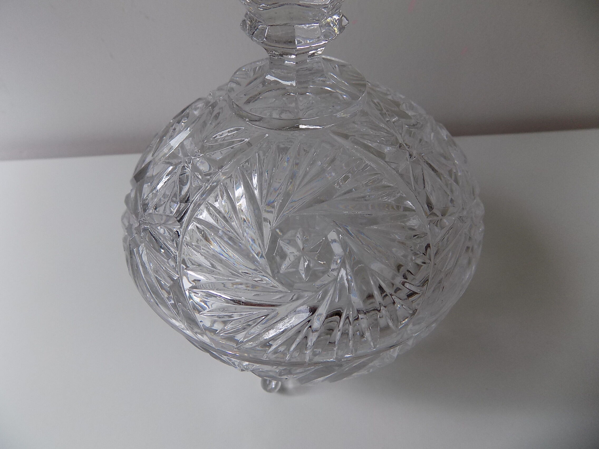 Candy box with crystal lid