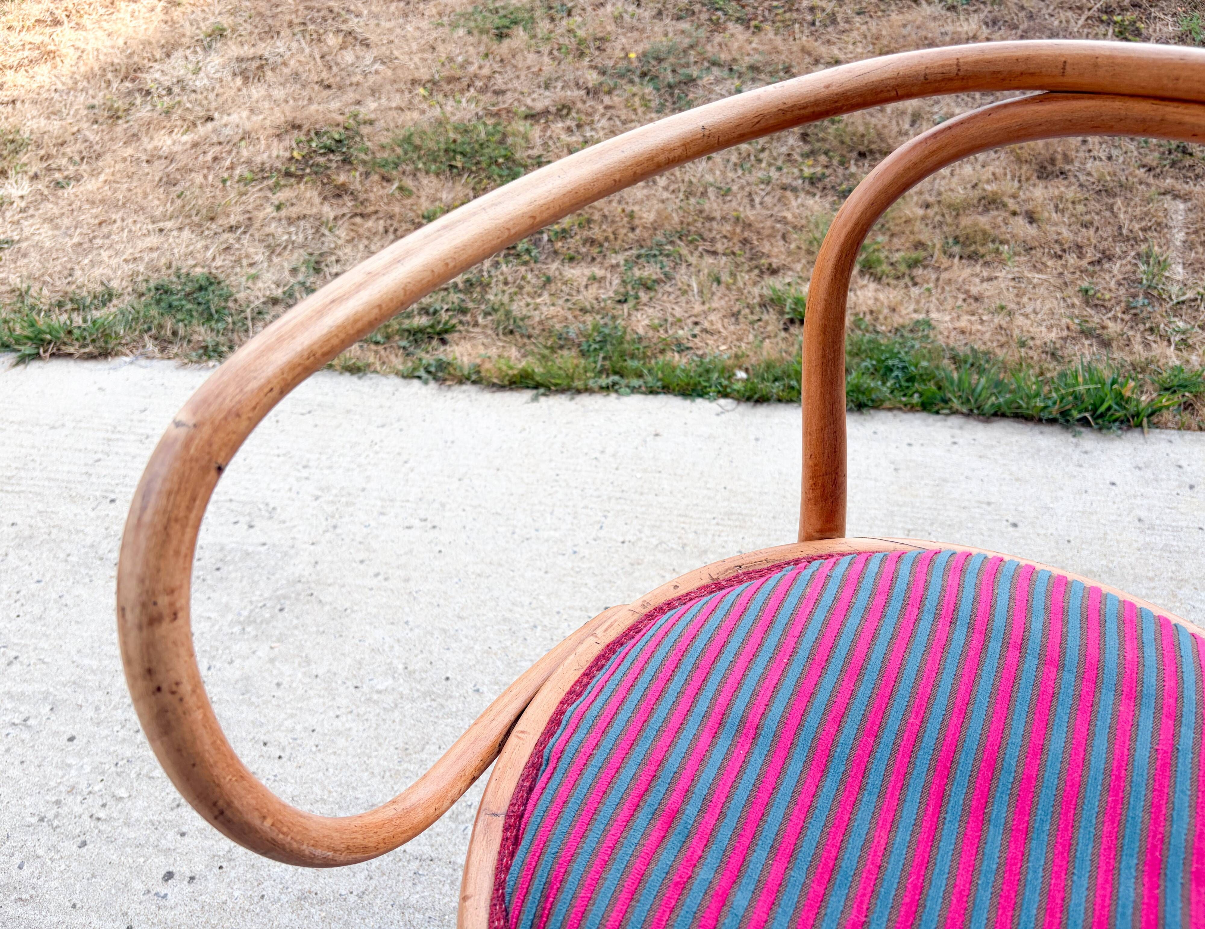 Fauteuil en bois courbé , 209 de Thonet , dit Le Corbusier , 1900'