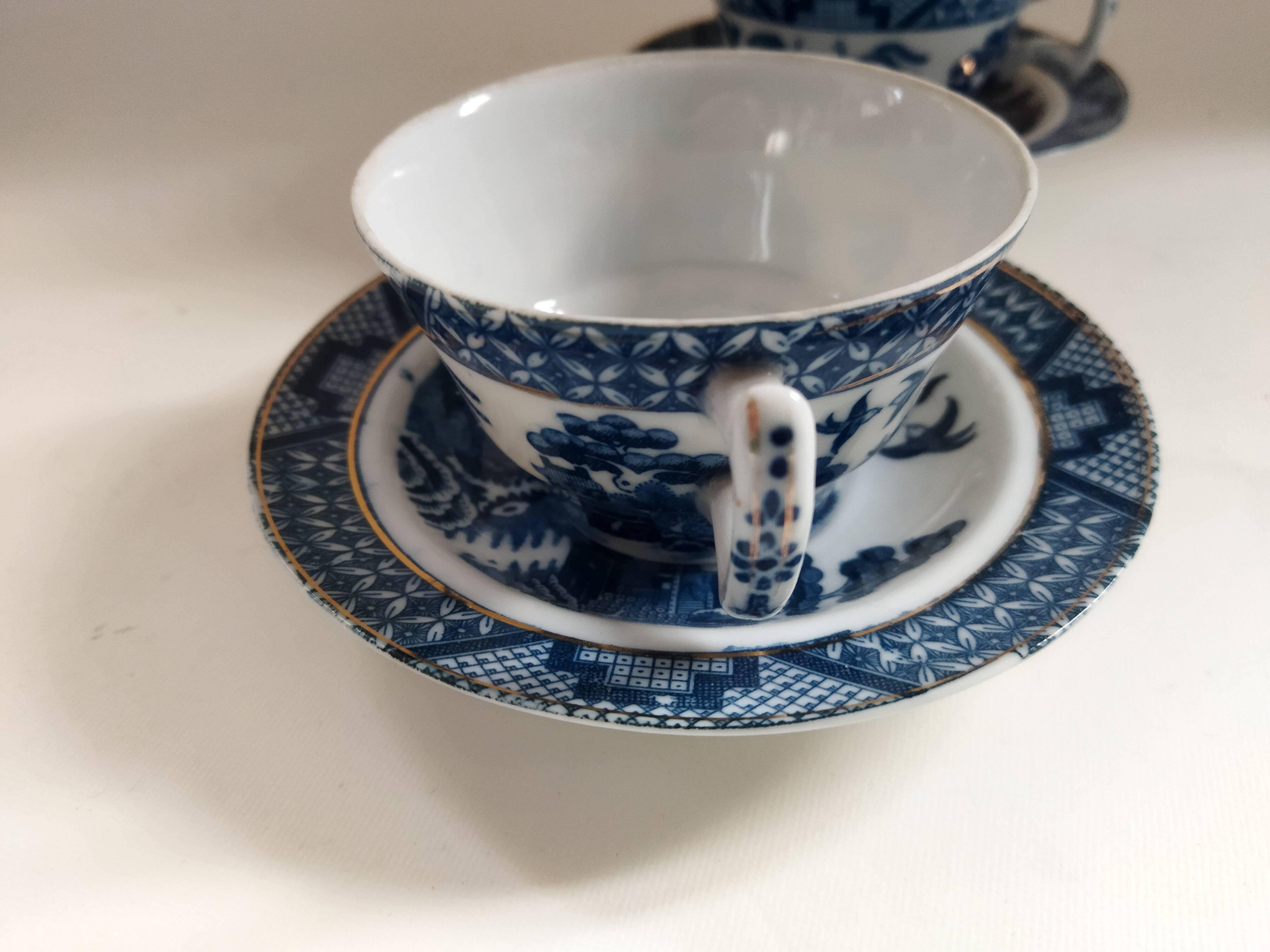 Blue Willow porcelain cup