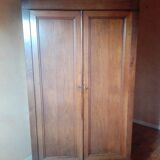 Armoire ancienne chevillée